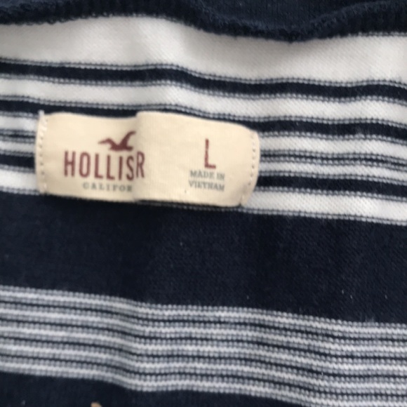 Hollis yet v-neck long sleeve top. Size large - Picture 2 of 2